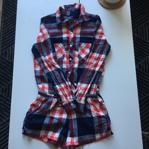 NEW AEO flannel romper - Picture 3 of 7